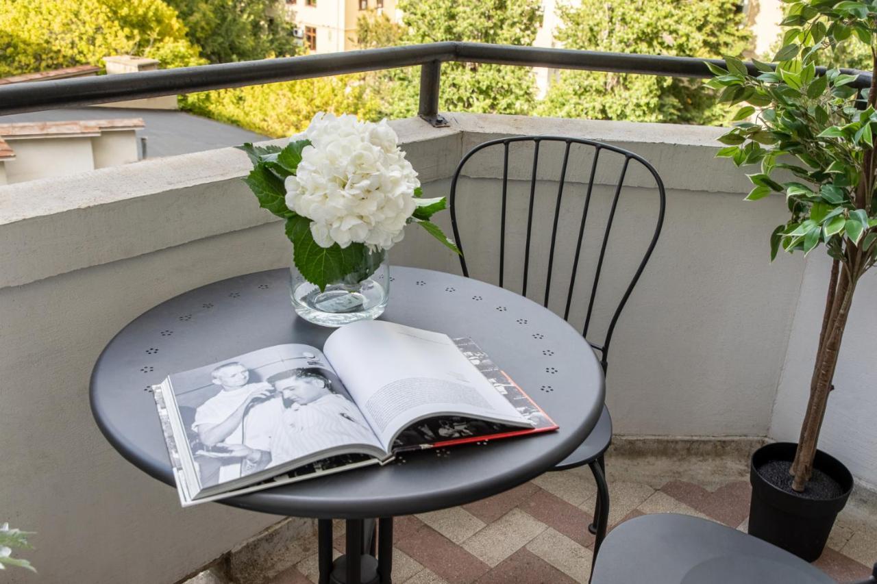 Appartement Little Paris By Urbanesq à Bucarest Extérieur photo
