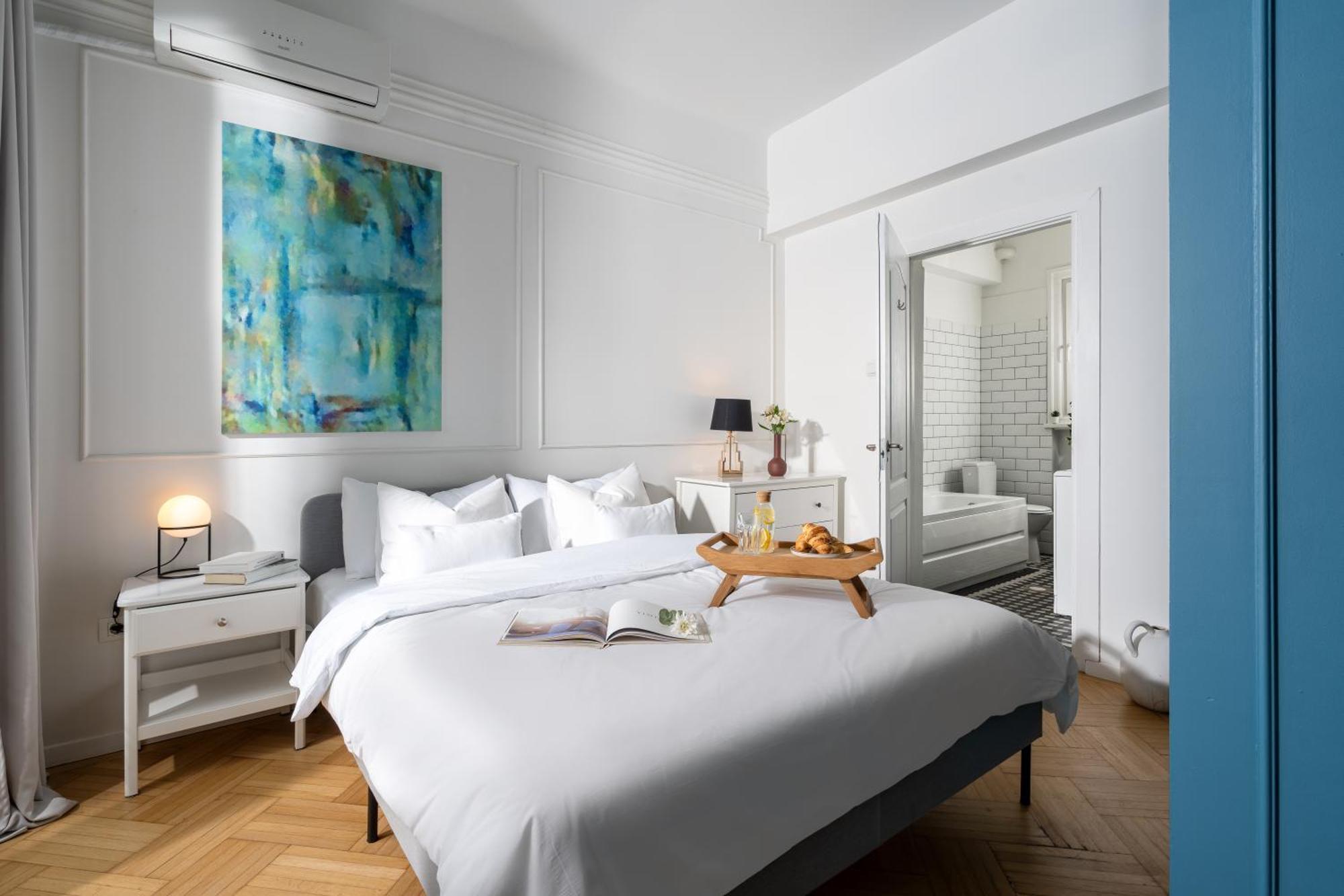 Appartement Little Paris By Urbanesq à Bucarest Extérieur photo